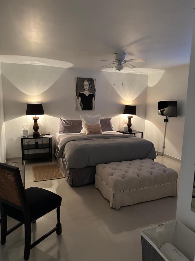 Pied-A-Terre Center Of Tijuana Apartment Luaran gambar